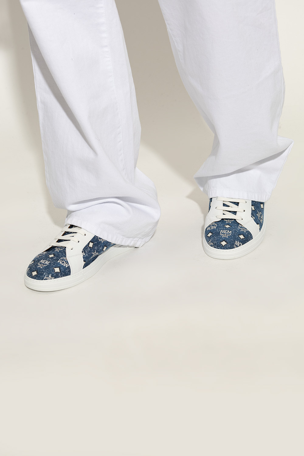 【関税&送料込】Mcm Printed Canvas Terrain Sneakers MCM Terrain Vintage Jacquard Monogram Low Top Blue Sneakers
